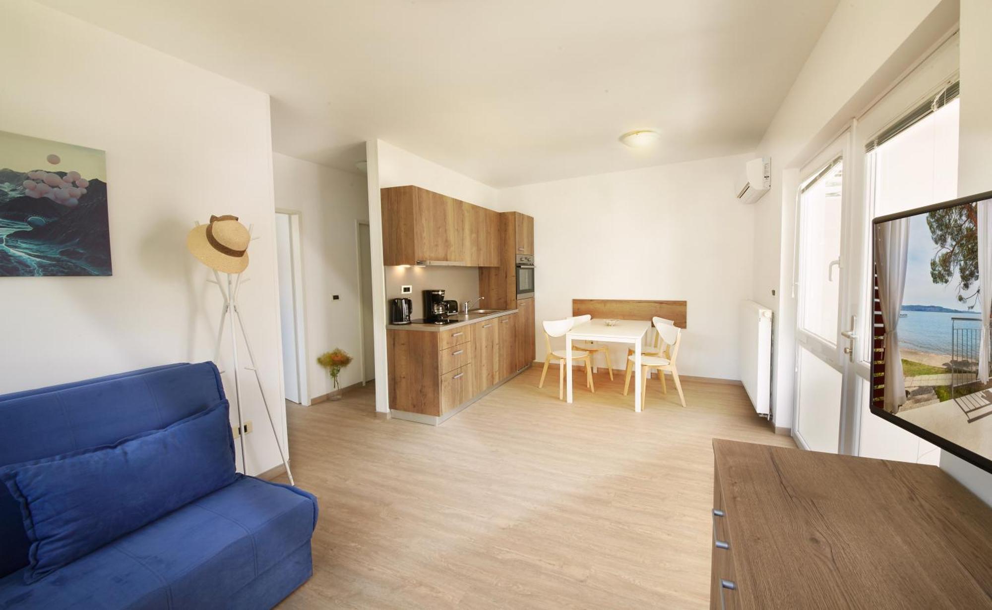 Adria Apartments - Hotel & Resort Adria Ankaran Kültér fotó